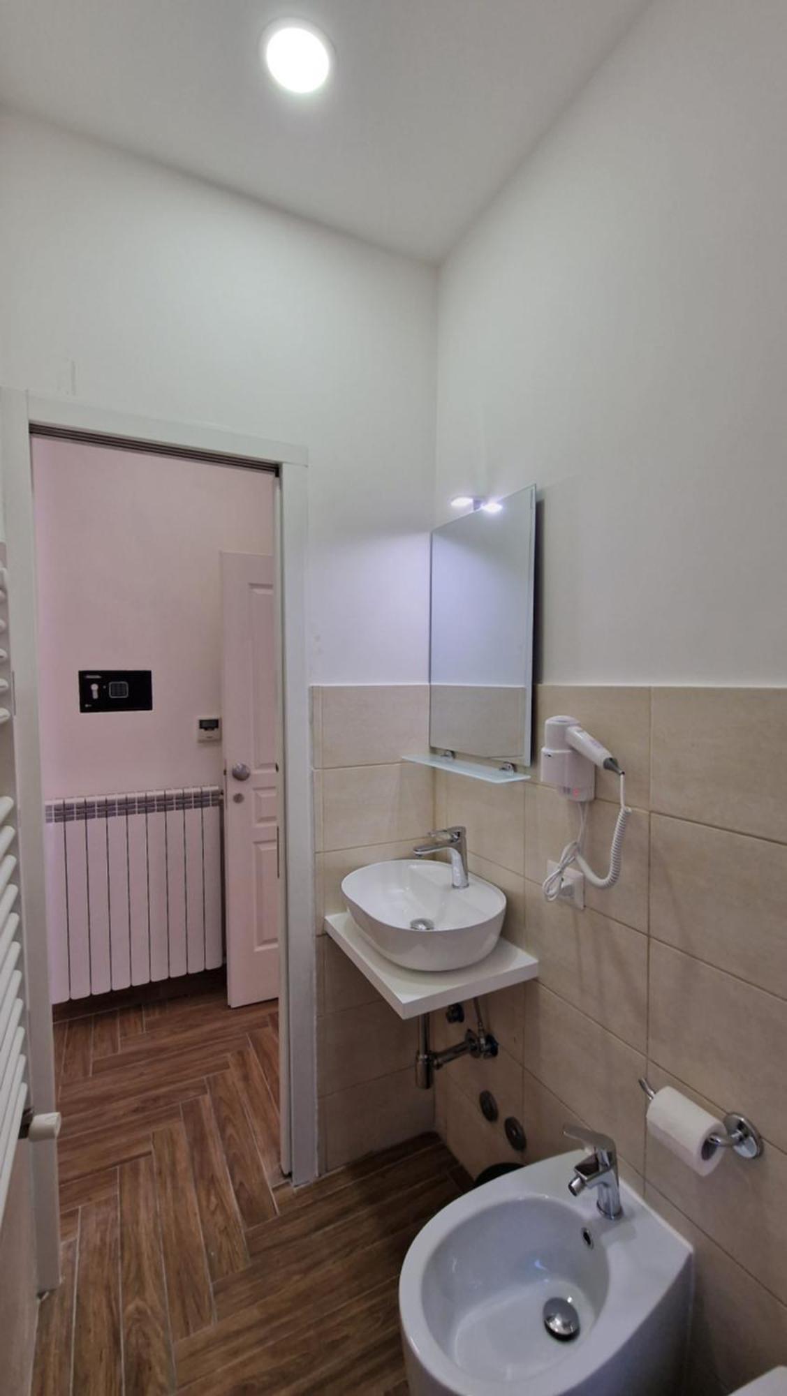 Susy'S Guest House - Room Spagna Roma Ngoại thất bức ảnh