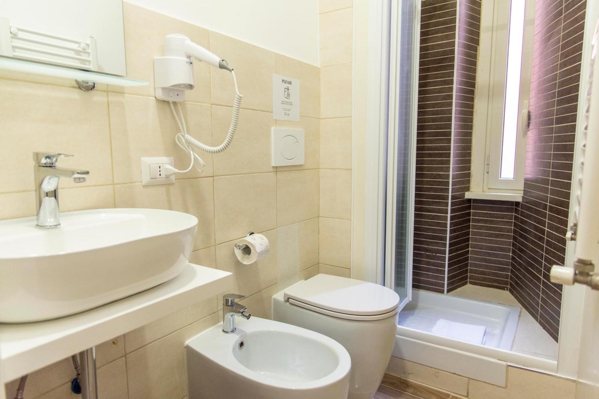 Susy'S Guest House - Room Spagna Roma Ngoại thất bức ảnh